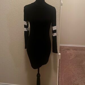 Black and white mini long sleeve dress